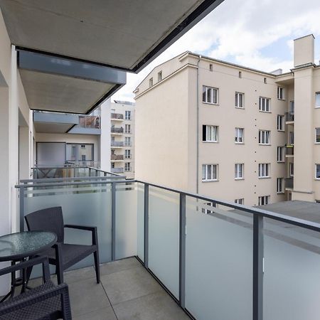 Nowoczesne I Eleganckie Apartamenty Very Berry W Poznaniu By Noclegi Renters Exterior foto