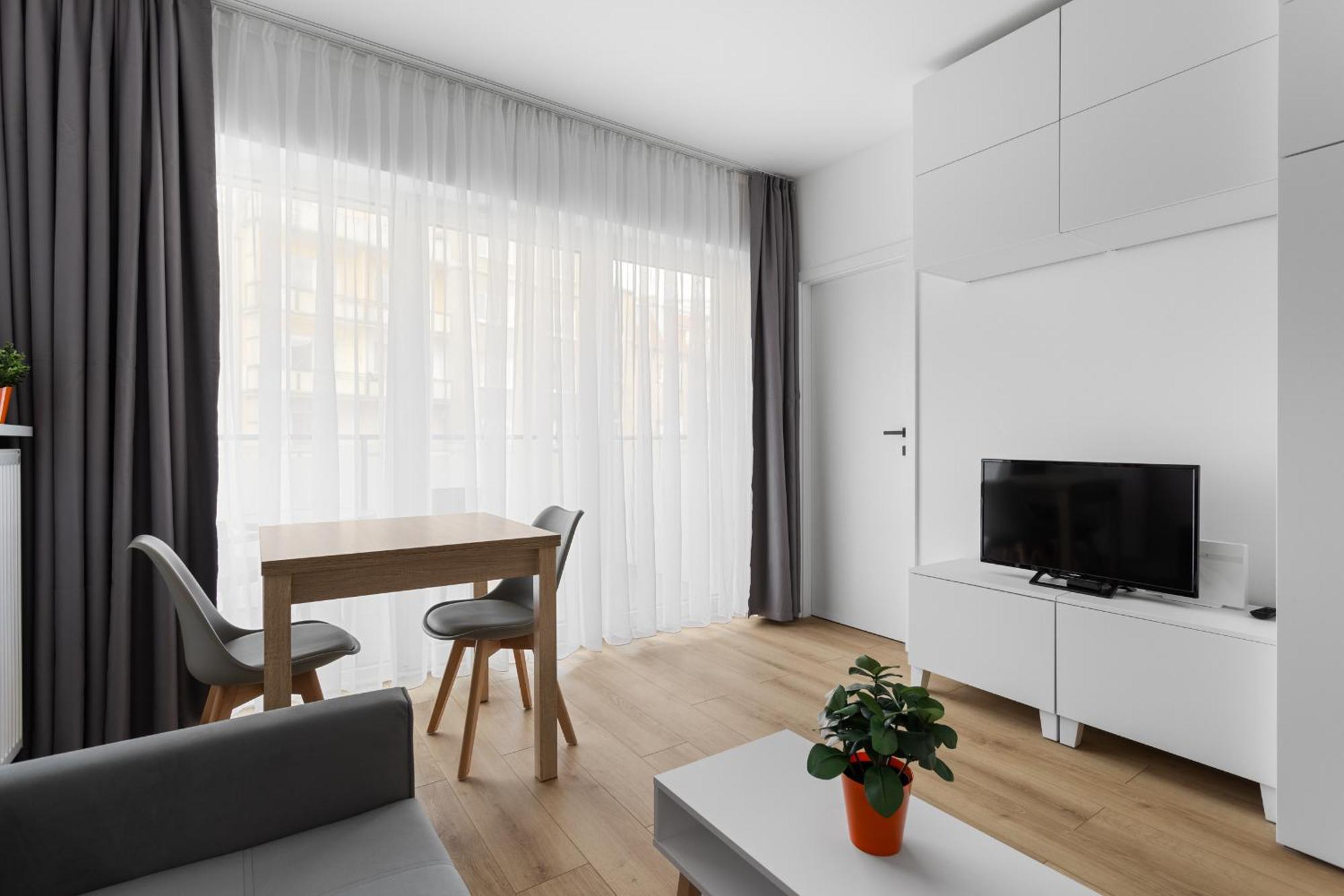 Nowoczesne I Eleganckie Apartamenty Very Berry W Poznaniu By Noclegi Renters Exterior foto