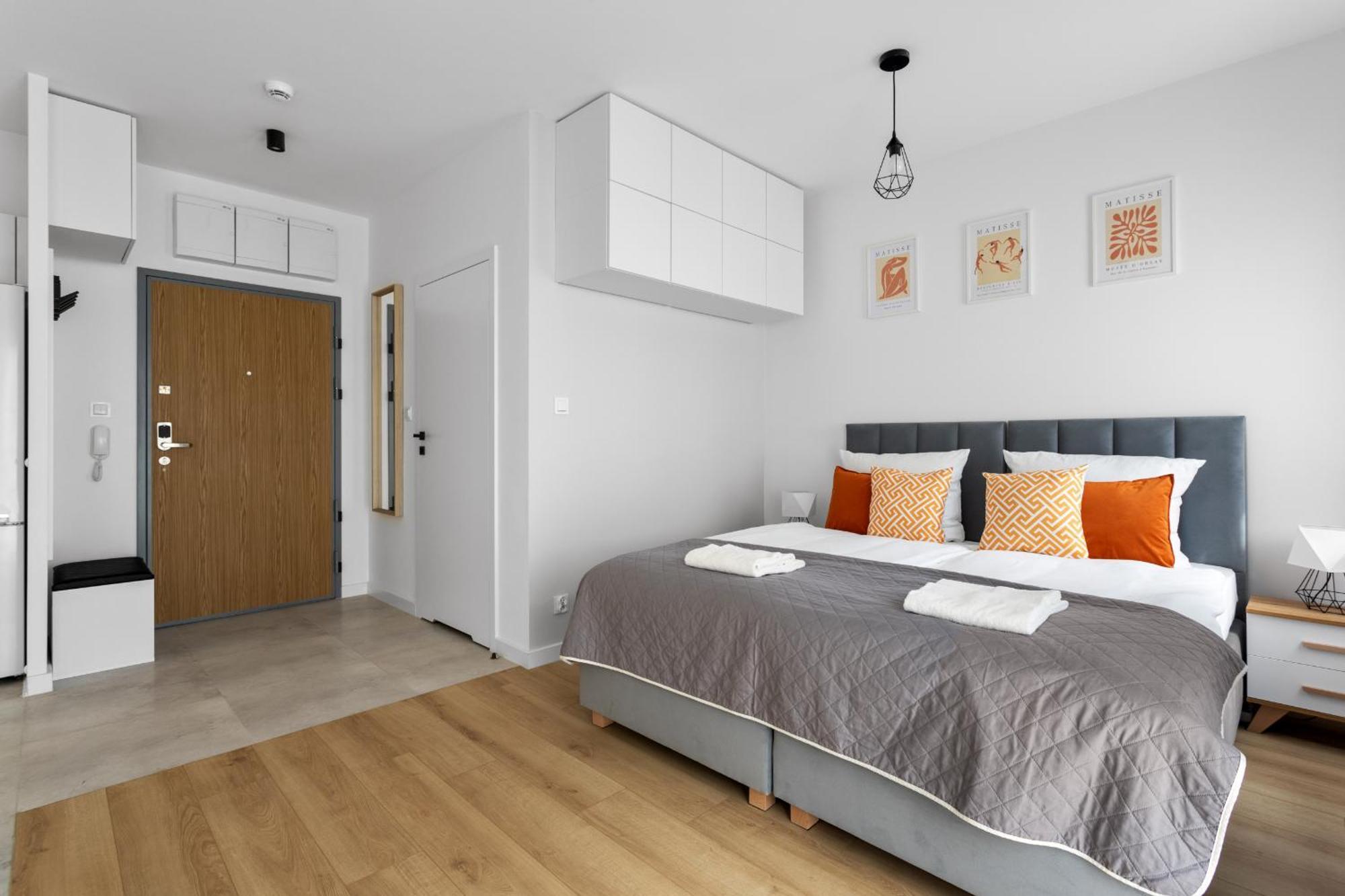 Nowoczesne I Eleganckie Apartamenty Very Berry W Poznaniu By Noclegi Renters Exterior foto